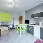 Smart W Workspace In Appartement