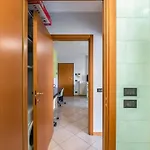 Smart W Workspace In Appartement *