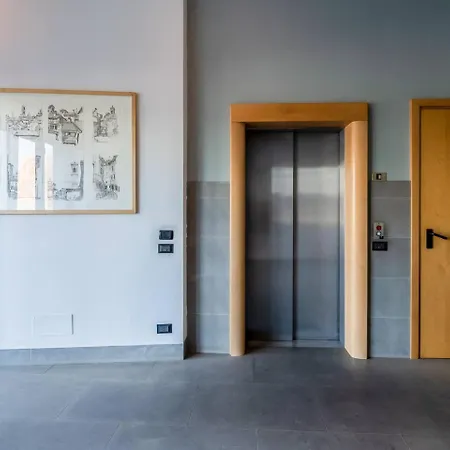 Smart W Workspace In * بيرغامو